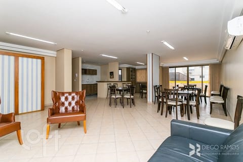 Image 26 - 274525